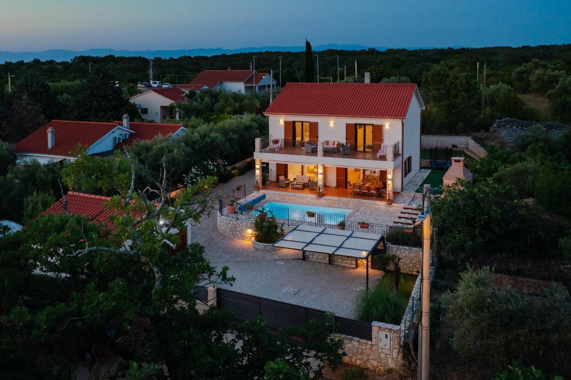 Villa Sara - Perfect Family Holiday Brzac Eksteriør bilde